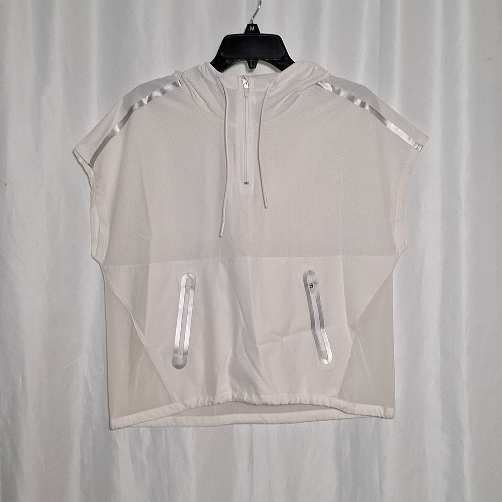 FABLETIC hoodi size M  sport ligth wegth